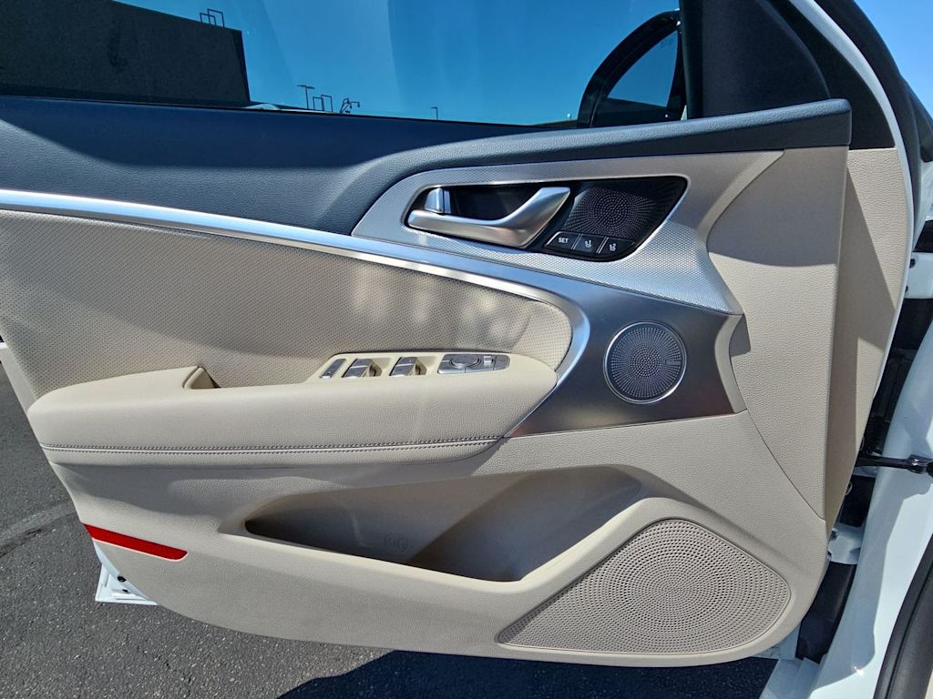 Thumbnail: 2026 Genesis G70 - 26