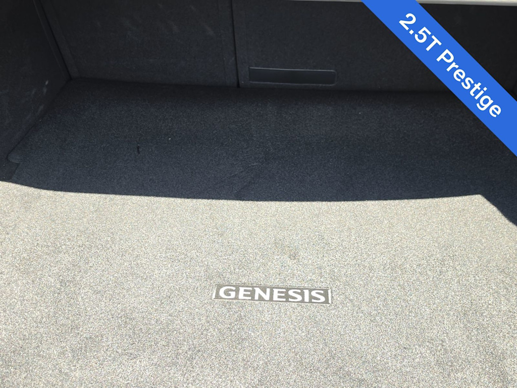 Thumbnail: 2026 Genesis G70 - 16