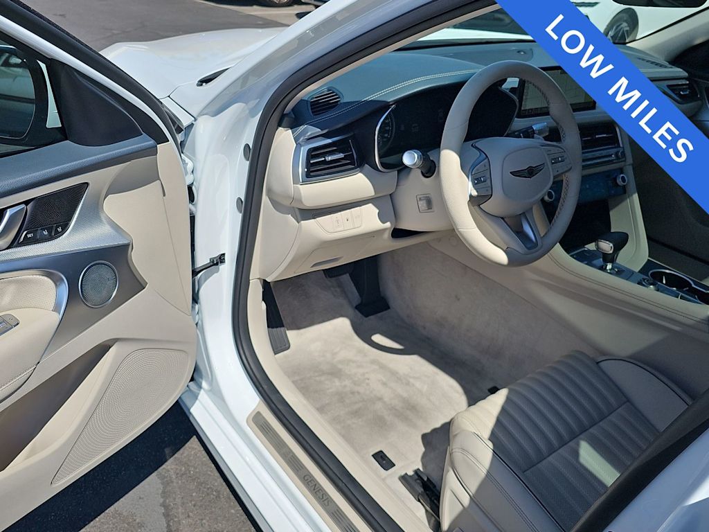 Thumbnail: 2026 Genesis G70 - 2