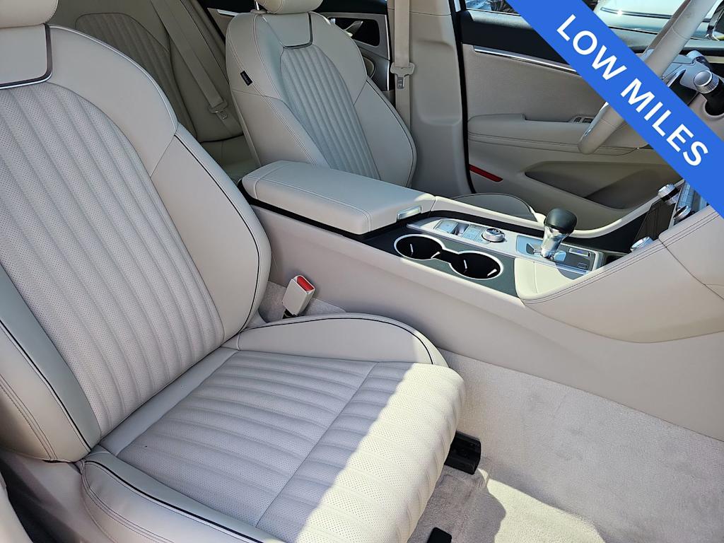 Thumbnail: 2026 Genesis G70 - 22