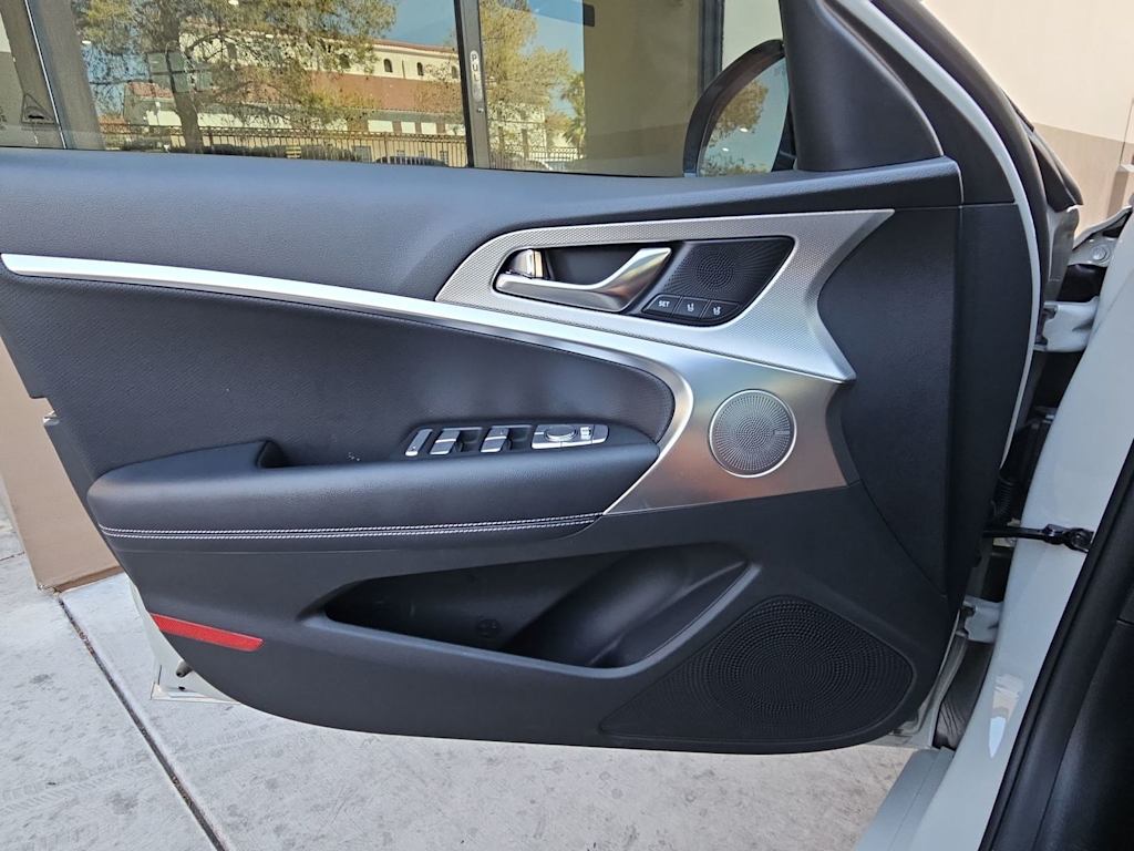 Thumbnail: 2026 Genesis G70 - 28