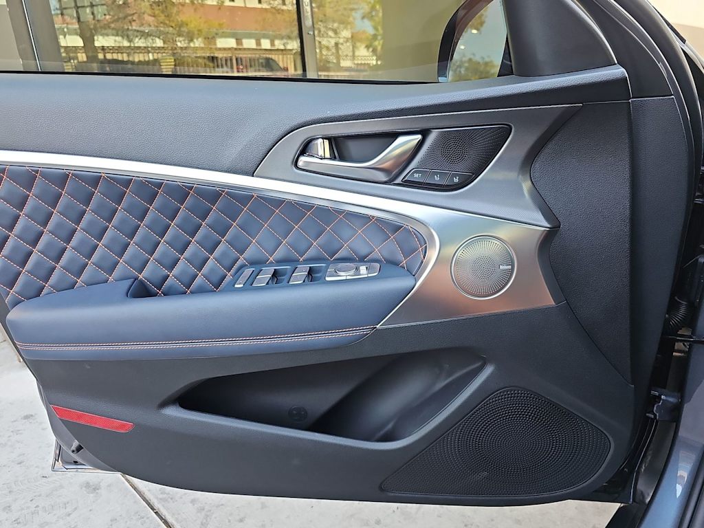Thumbnail: 2026 Genesis G70 - 28
