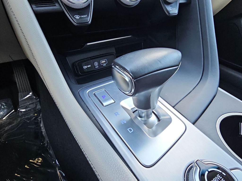 Thumbnail: 2020 Genesis G70 - 14