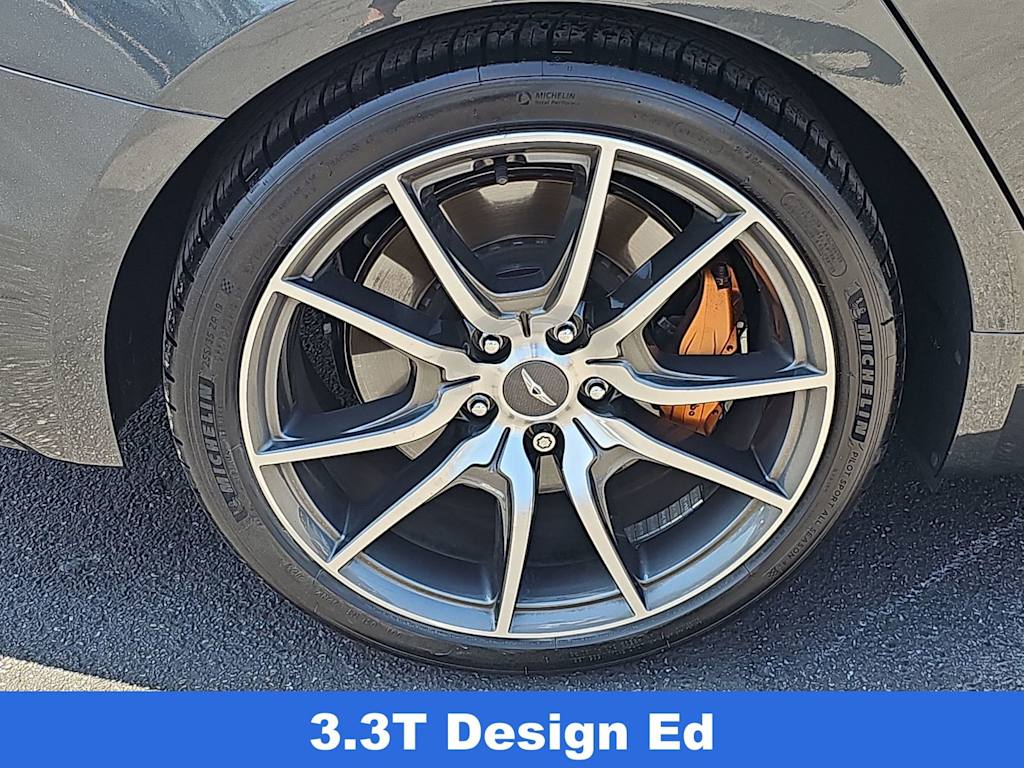 Thumbnail: 2019 Genesis G70 - 7