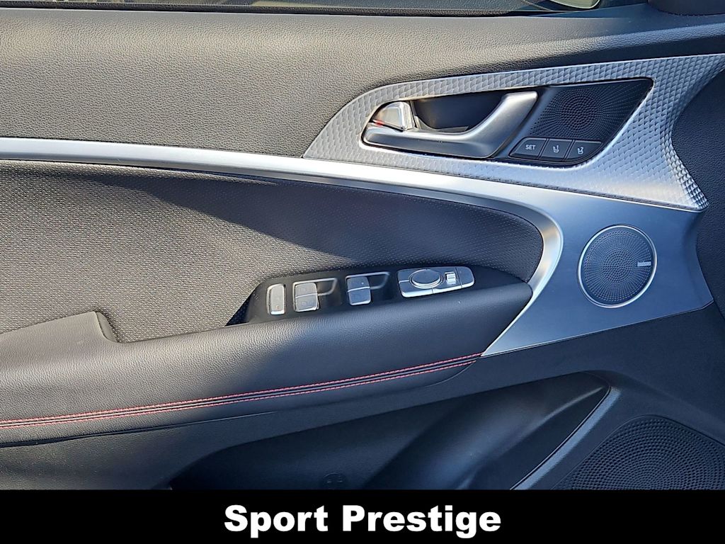 Thumbnail: 2023 Genesis G70 - 30