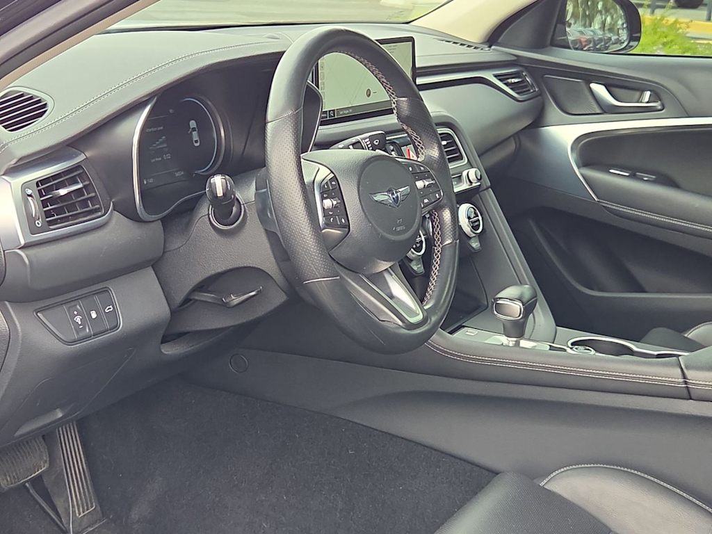 Thumbnail: 2022 Genesis G70 - 2