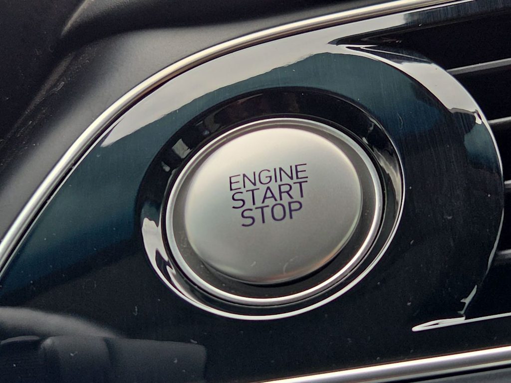 Thumbnail: 2022 Genesis G70 - 26