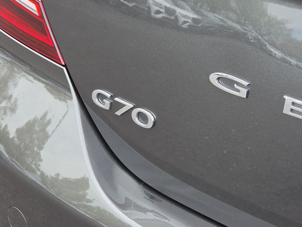 Thumbnail: 2023 Genesis G70 - 7