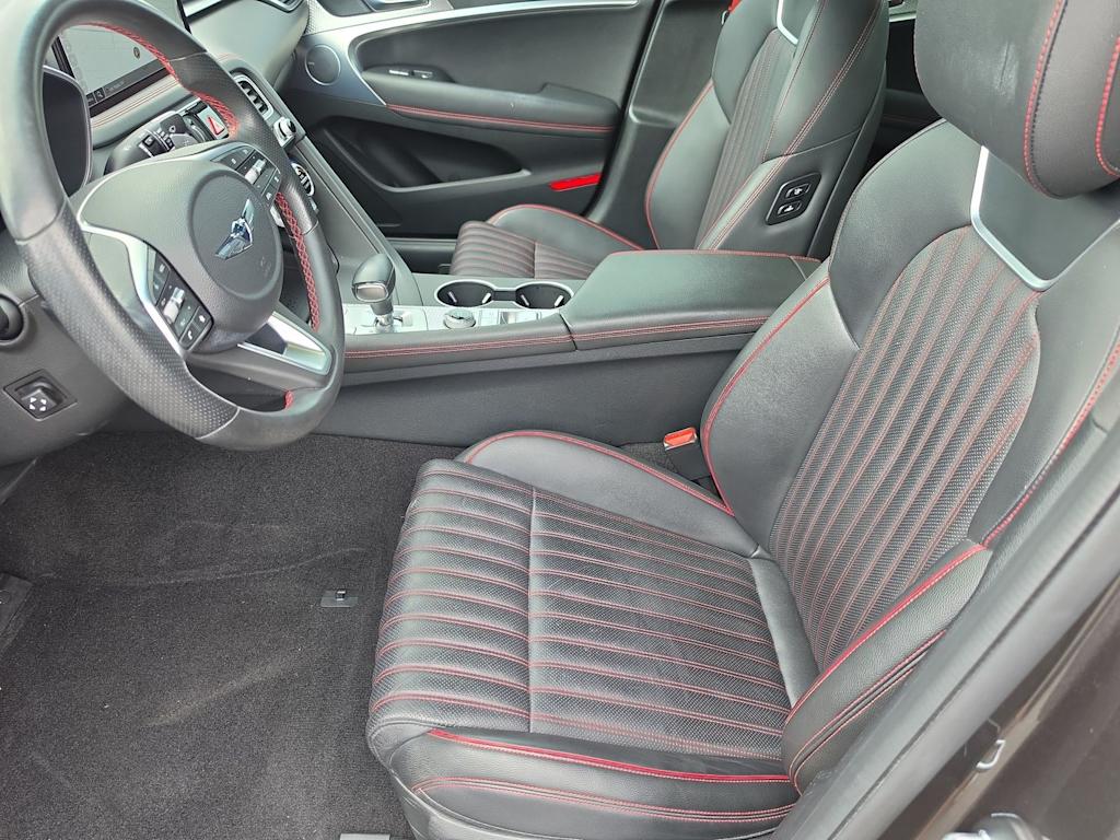 Thumbnail: 2023 Genesis G70 - 11