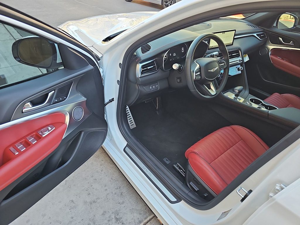 Thumbnail: 2026 Genesis G70 - 2