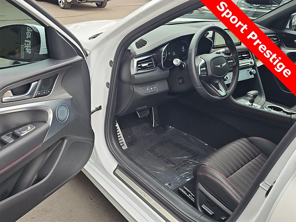 Thumbnail: 2026 Genesis G70 - 2