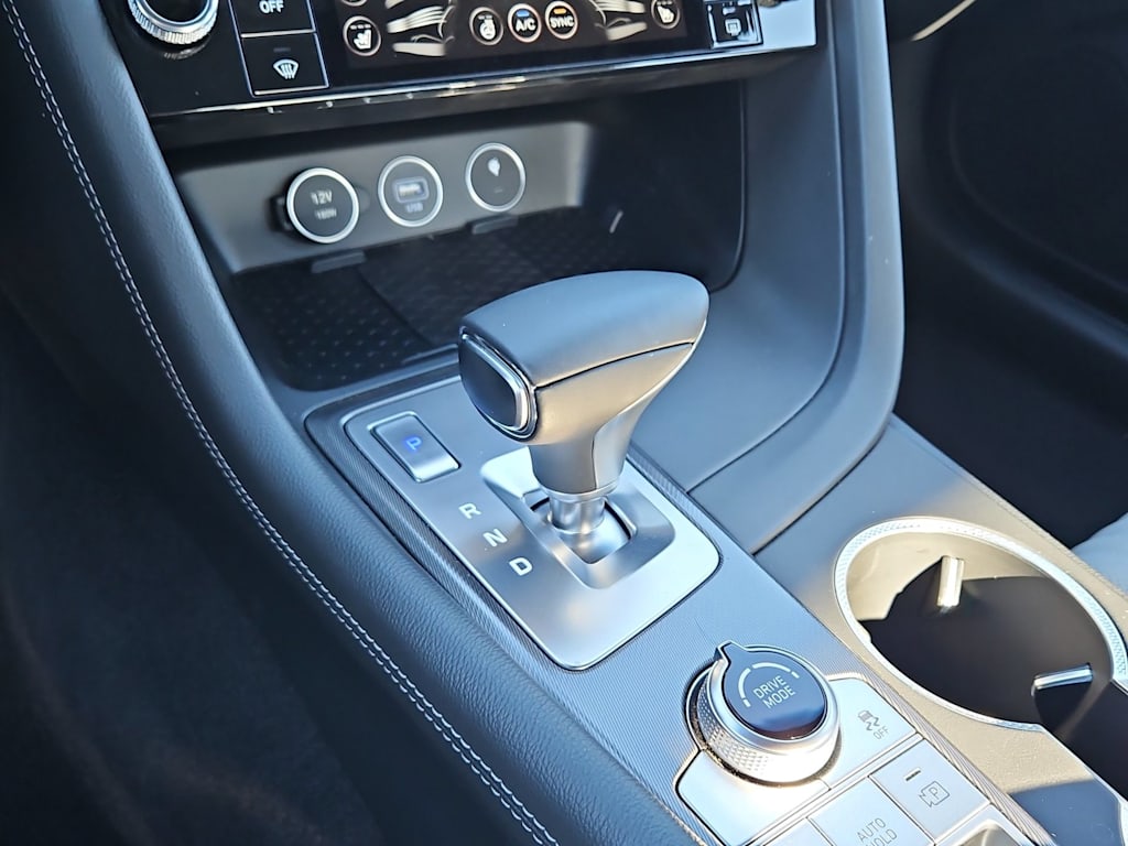 Thumbnail: 2026 Genesis G70 - 16