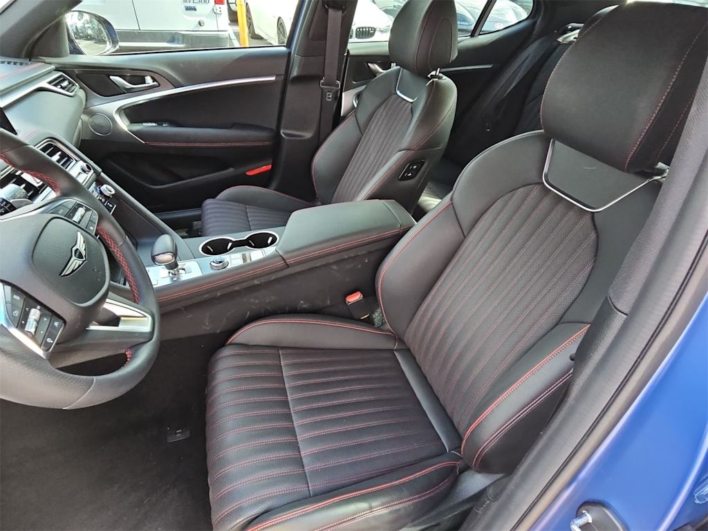 Thumbnail: 2025 Genesis G70 - 10