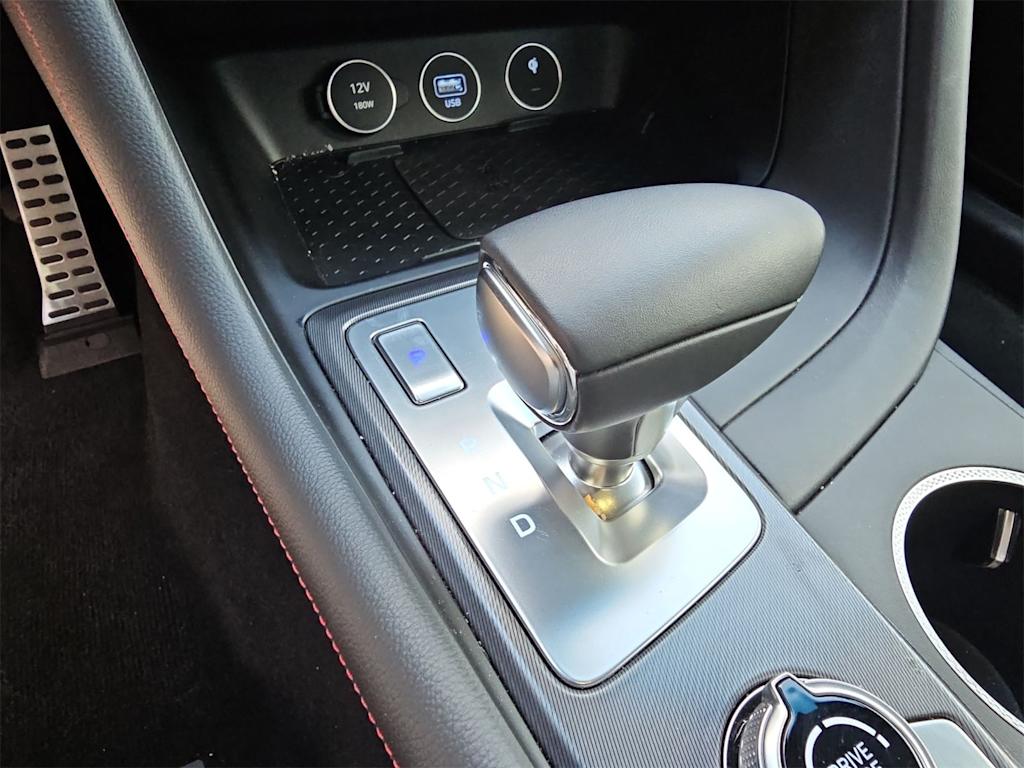 Thumbnail: 2025 Genesis G70 - 15