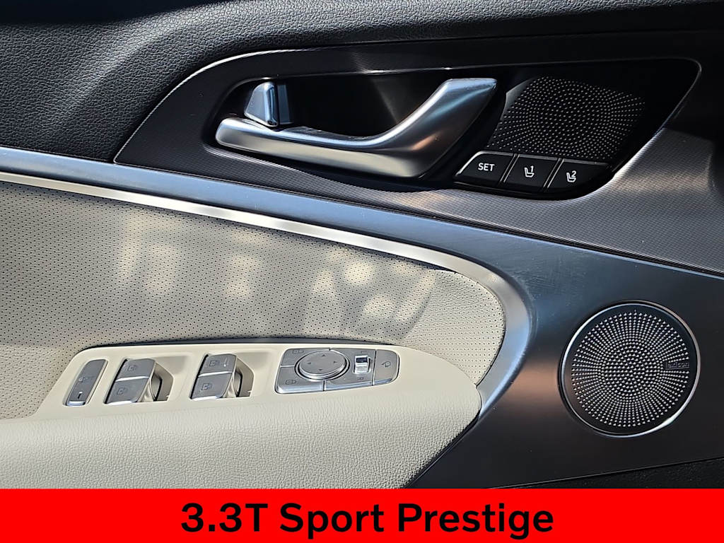 Thumbnail: 2026 Genesis G70 - 29