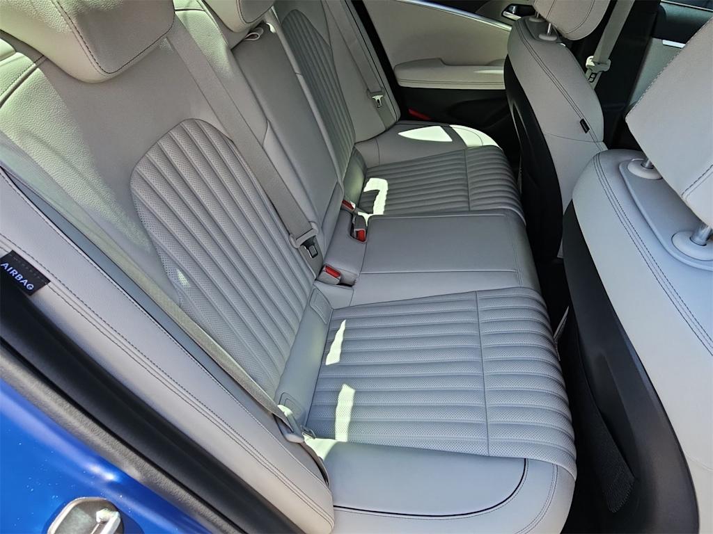 Thumbnail: 2025 Genesis G70 - 22