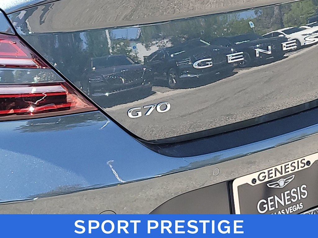 Thumbnail: 2023 Genesis G70 - 7
