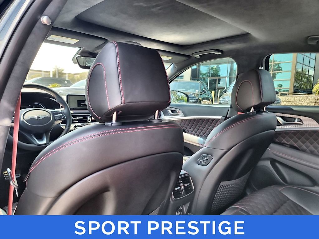 Thumbnail: 2023 Genesis G70 - 12