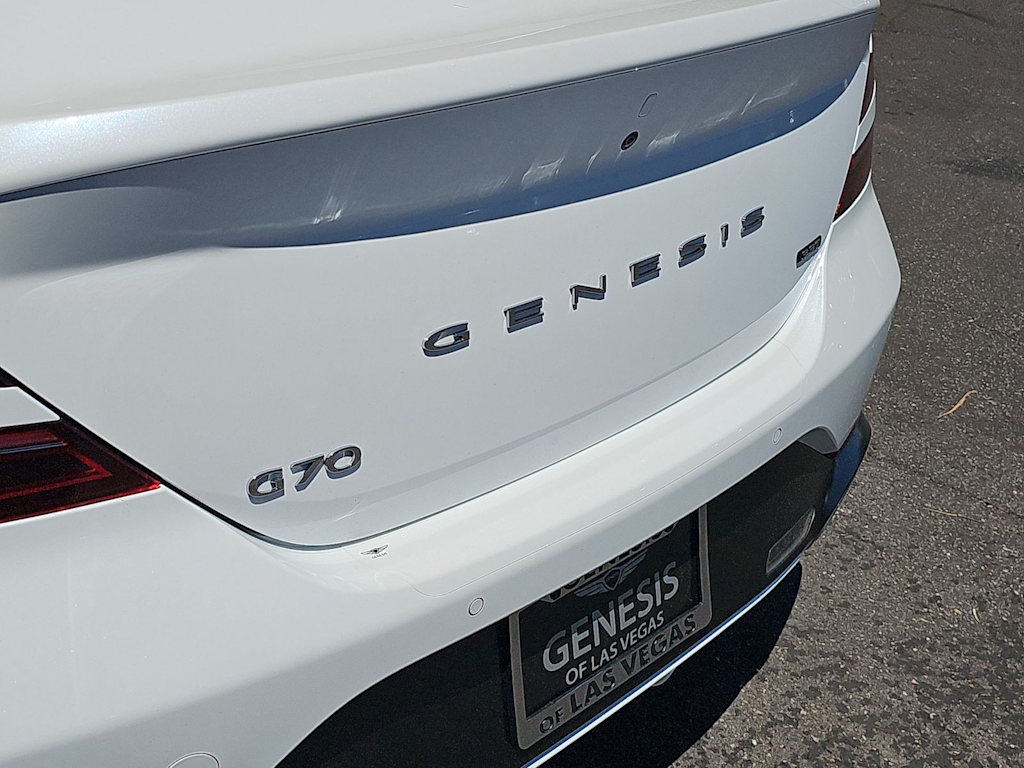 Thumbnail: 2023 Genesis G70 - 7