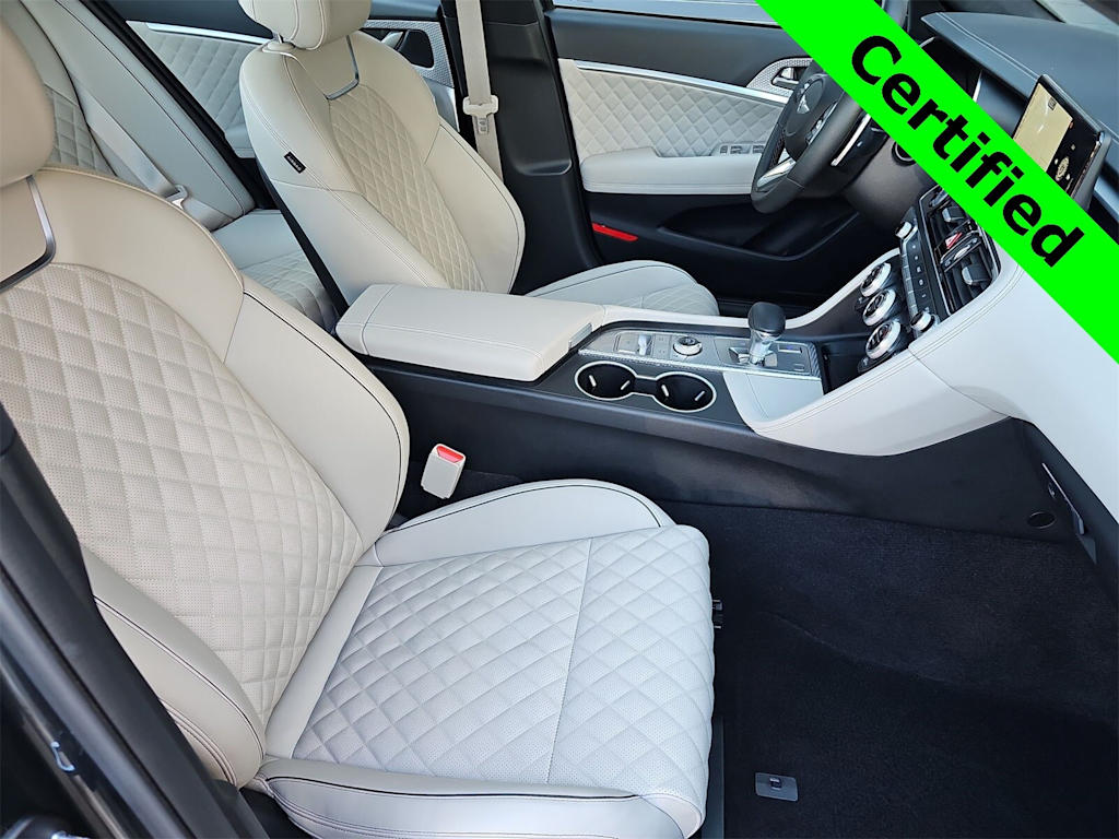 Thumbnail: 2023 Genesis G70 - 24