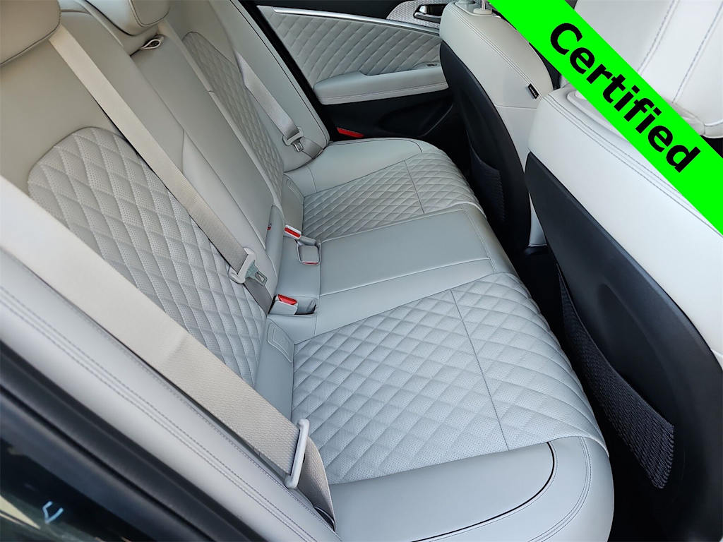 Thumbnail: 2023 Genesis G70 - 23