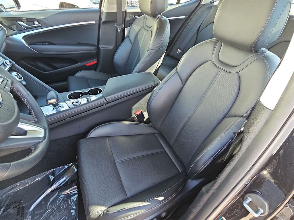 Thumbnail: 2020 Genesis G70 - 7