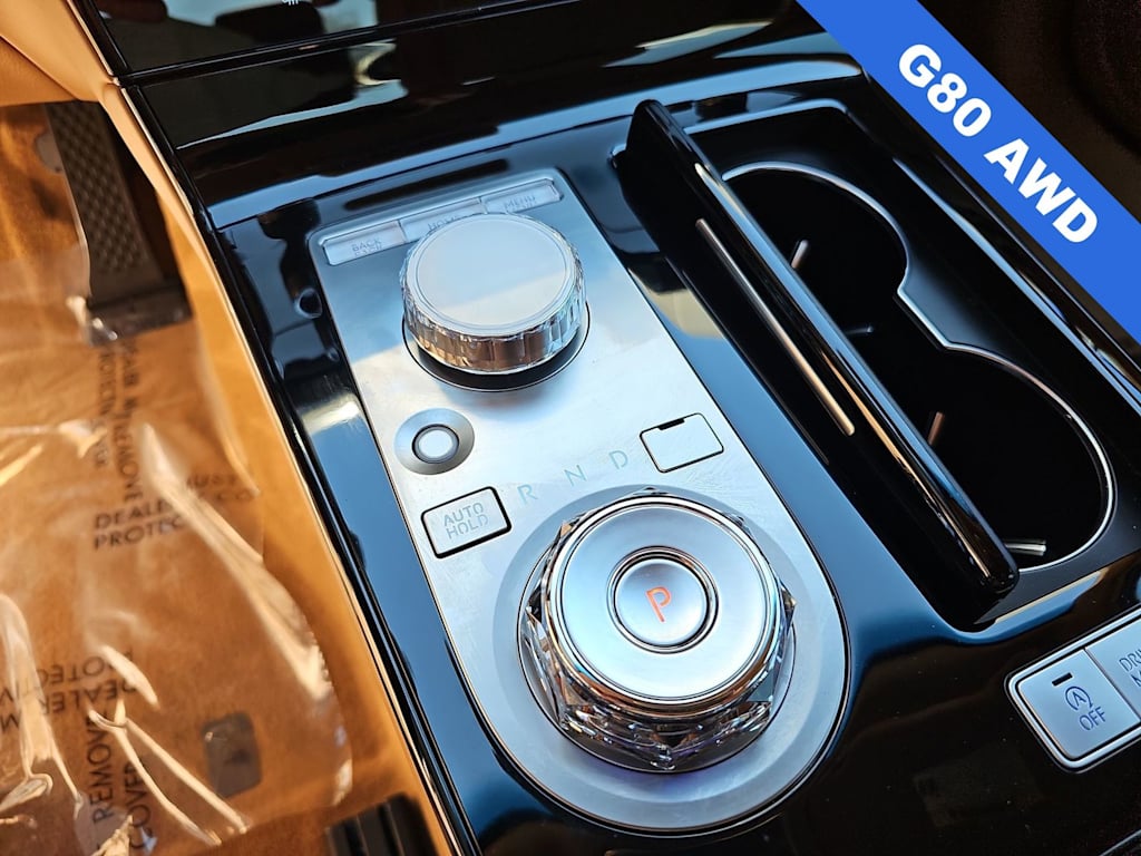 Thumbnail: 2026 Genesis G80 - 24