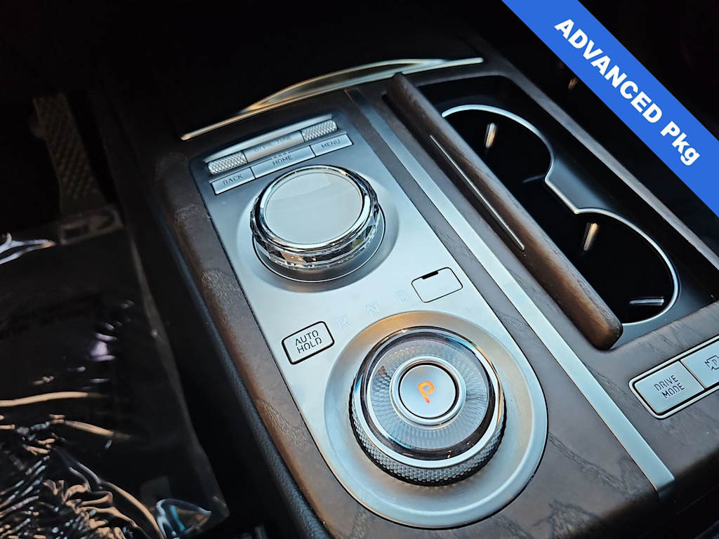 Thumbnail: 2023 Genesis G80 - 14