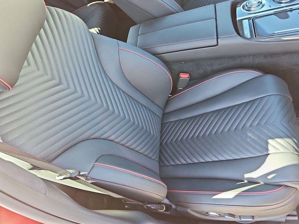 Thumbnail: 2024 Genesis G80 - 27