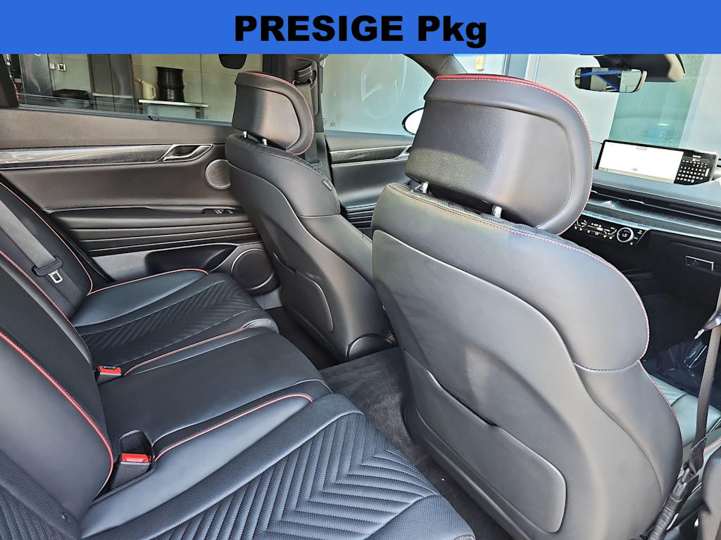 Thumbnail: 2023 Genesis G80 - 12