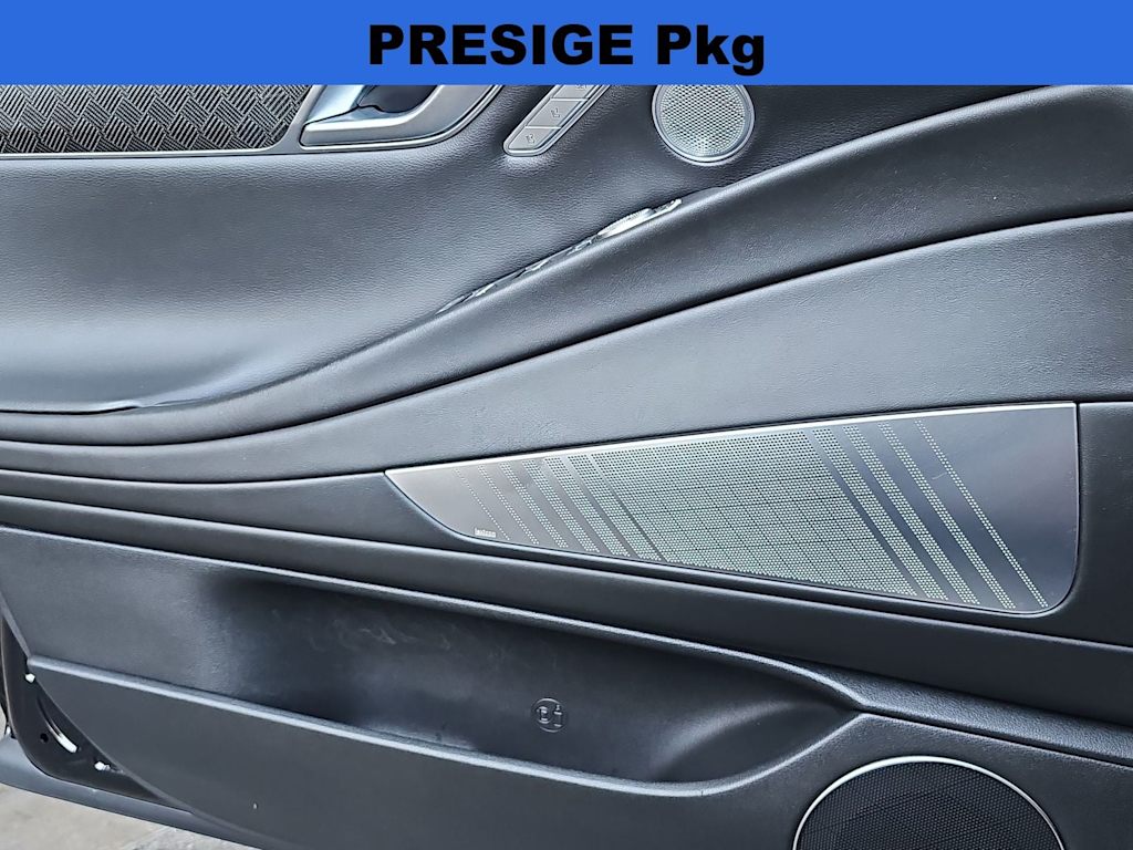 Thumbnail: 2023 Genesis G80 - 30