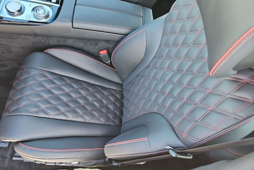 Thumbnail: 2024 Genesis G80 - 11