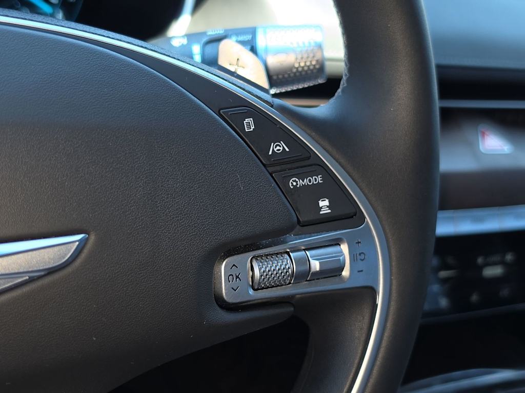 Thumbnail: 2021 Genesis G80 - 30