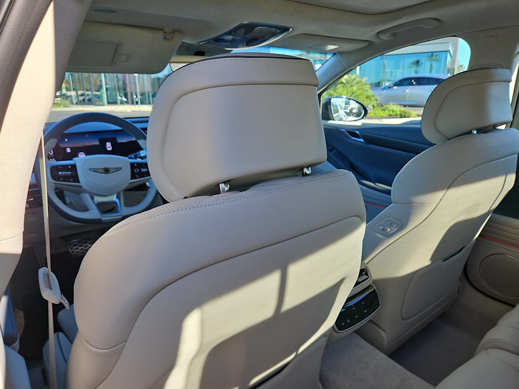 Thumbnail: 2026 Genesis G80 - 22