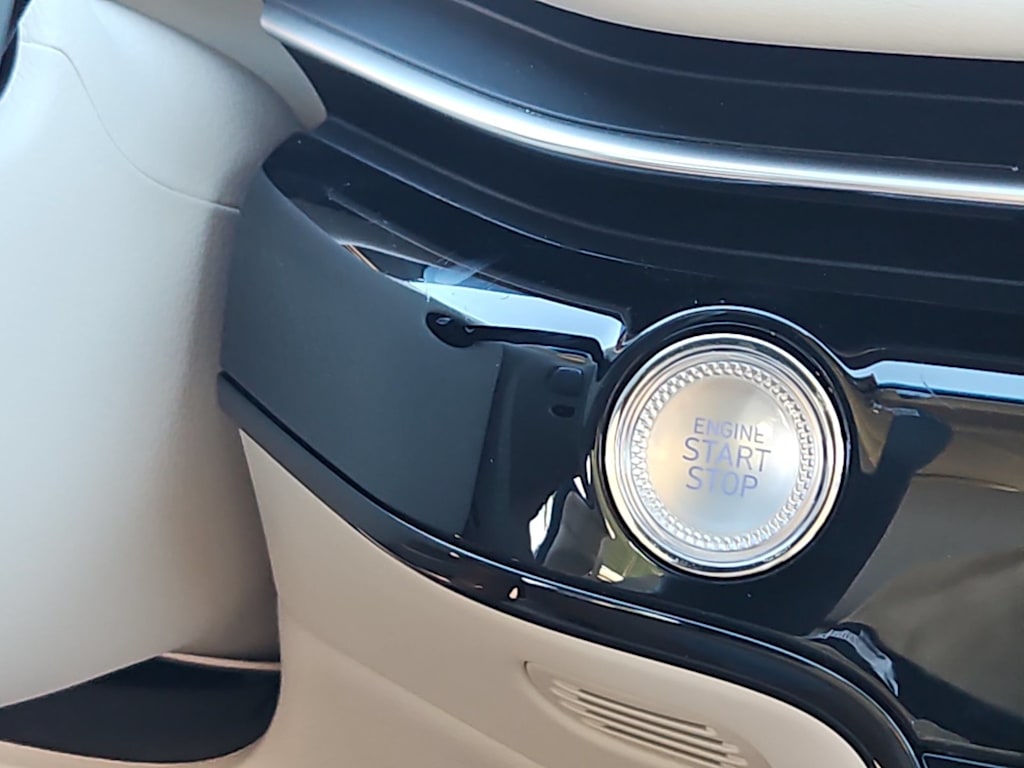 Thumbnail: 2026 Genesis G80 - 6