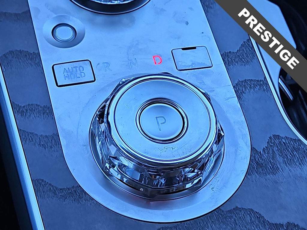 Thumbnail: 2026 Genesis GV80 - 24