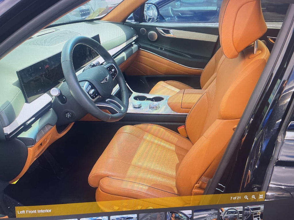 Thumbnail: 2025 Genesis GV80 - 6