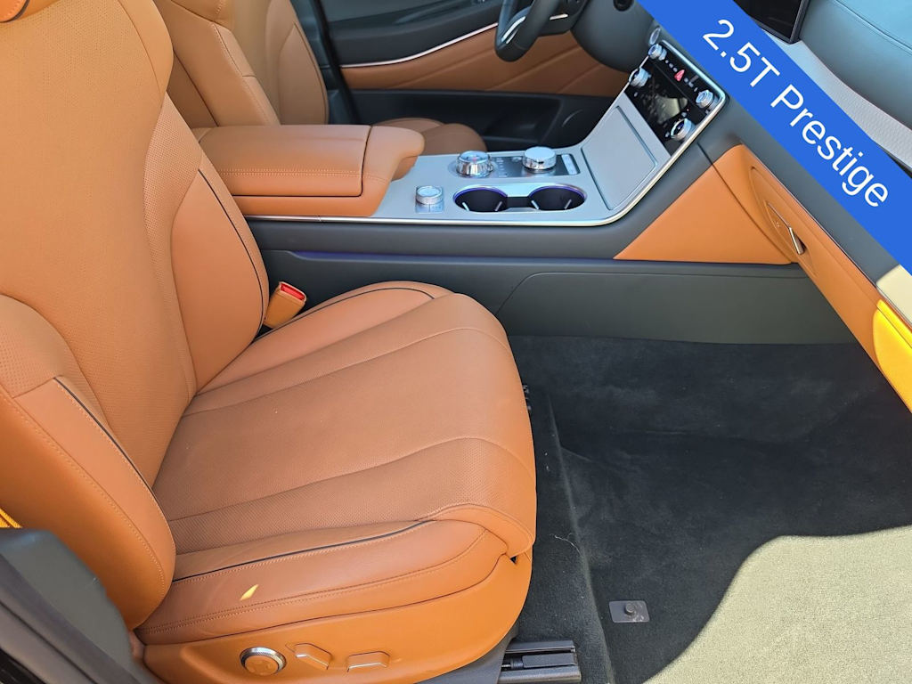 Thumbnail: 2025 Genesis GV80 - 23