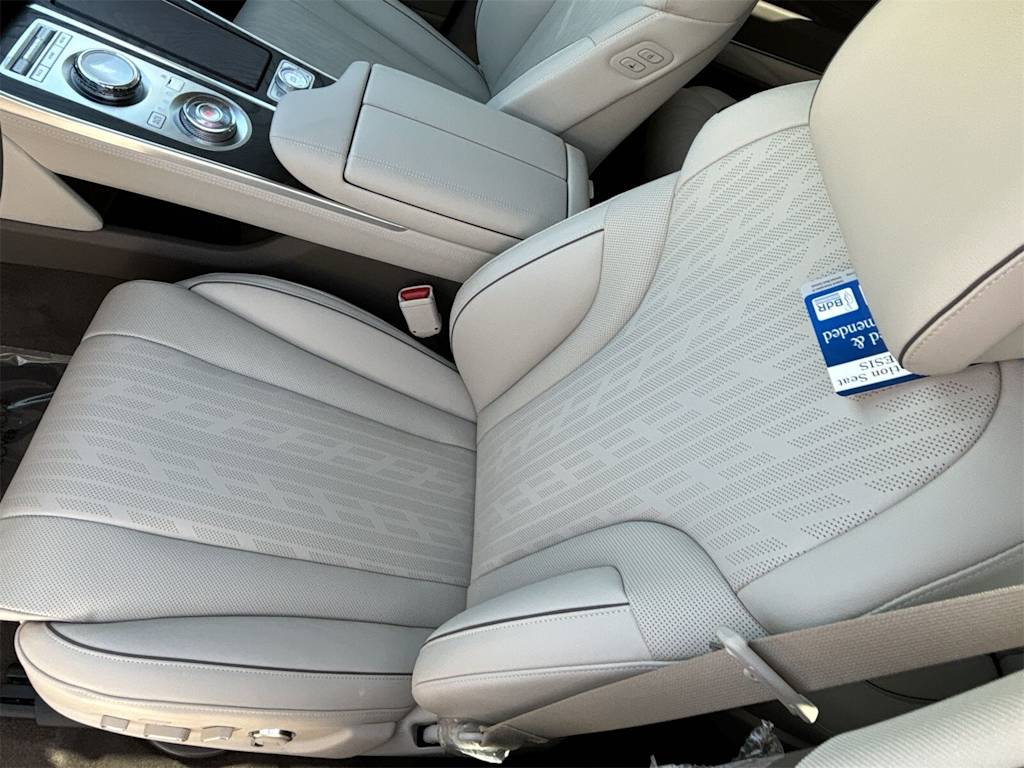 Thumbnail: 2024 Genesis GV80 - 11