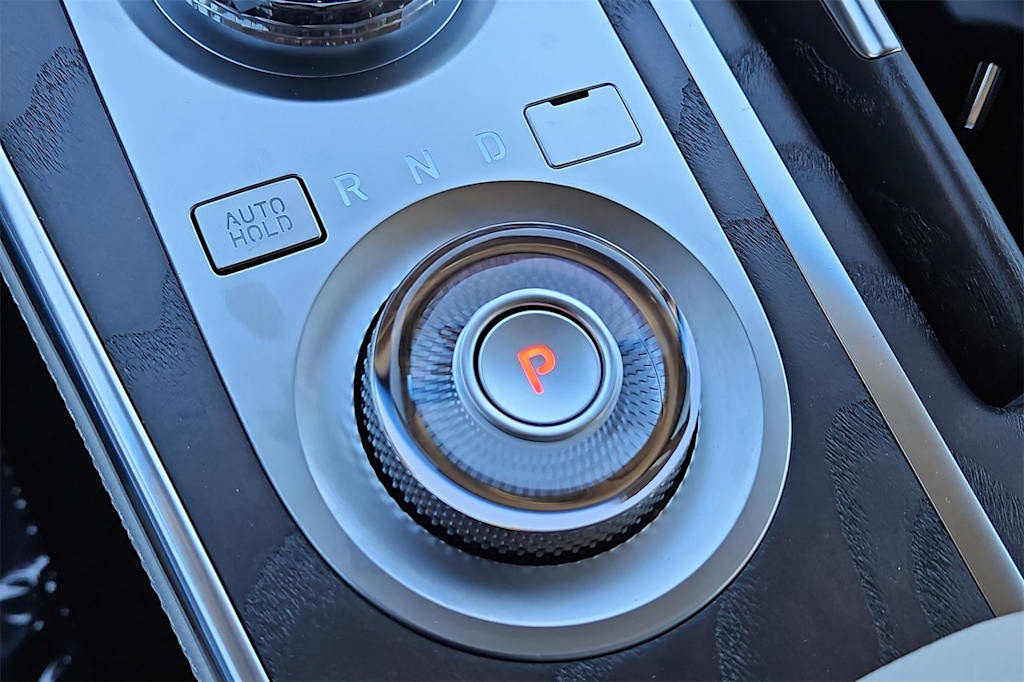 Thumbnail: 2024 Genesis GV80 - 28