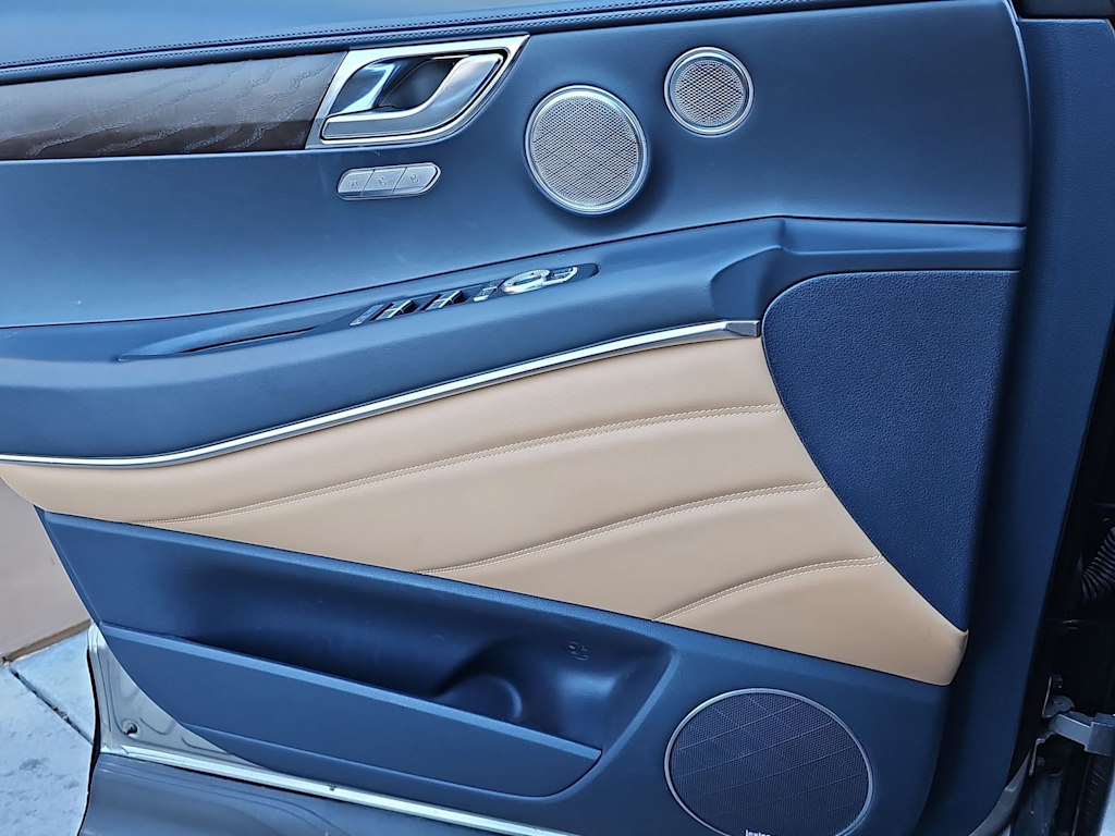 Thumbnail: 2023 Genesis GV80 - 28