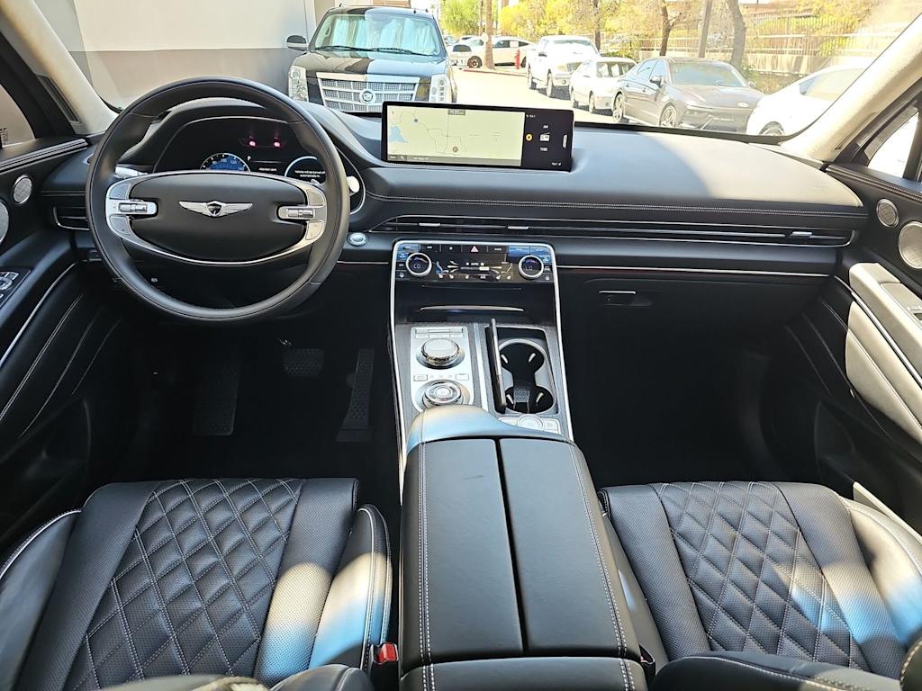 Thumbnail: 2024 Genesis GV80 - 9
