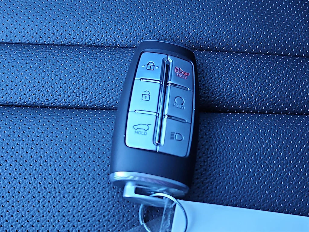 Thumbnail: 2021 Genesis GV80 - 18