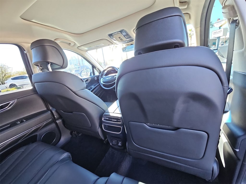 Thumbnail: 2021 Genesis GV80 - 24