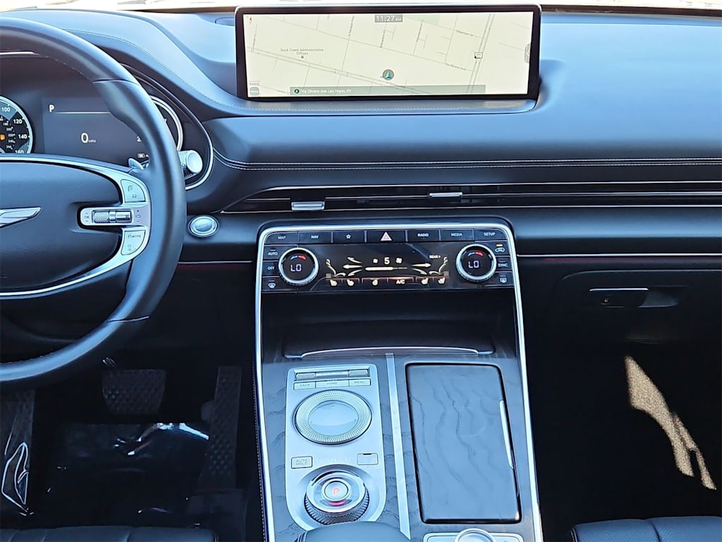 Thumbnail: 2021 Genesis GV80 - 14