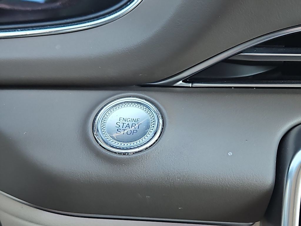 Thumbnail: 2023 Genesis GV80 - 25