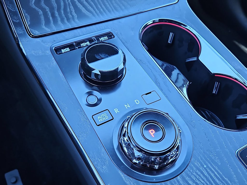 Thumbnail: 2026 Genesis GV80 - 24