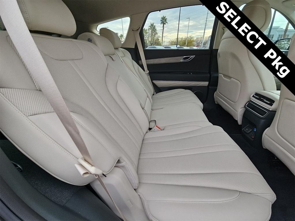 Thumbnail: 2025 Genesis GV80 - 13