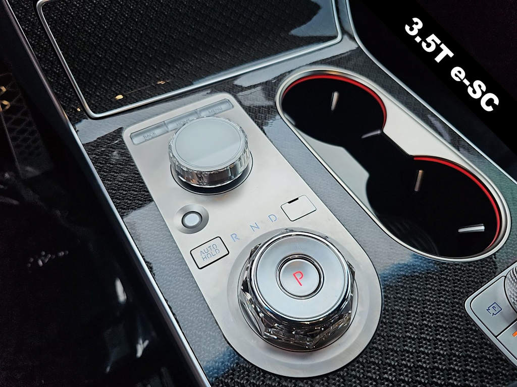 Thumbnail: 2026 Genesis GV80 - 15