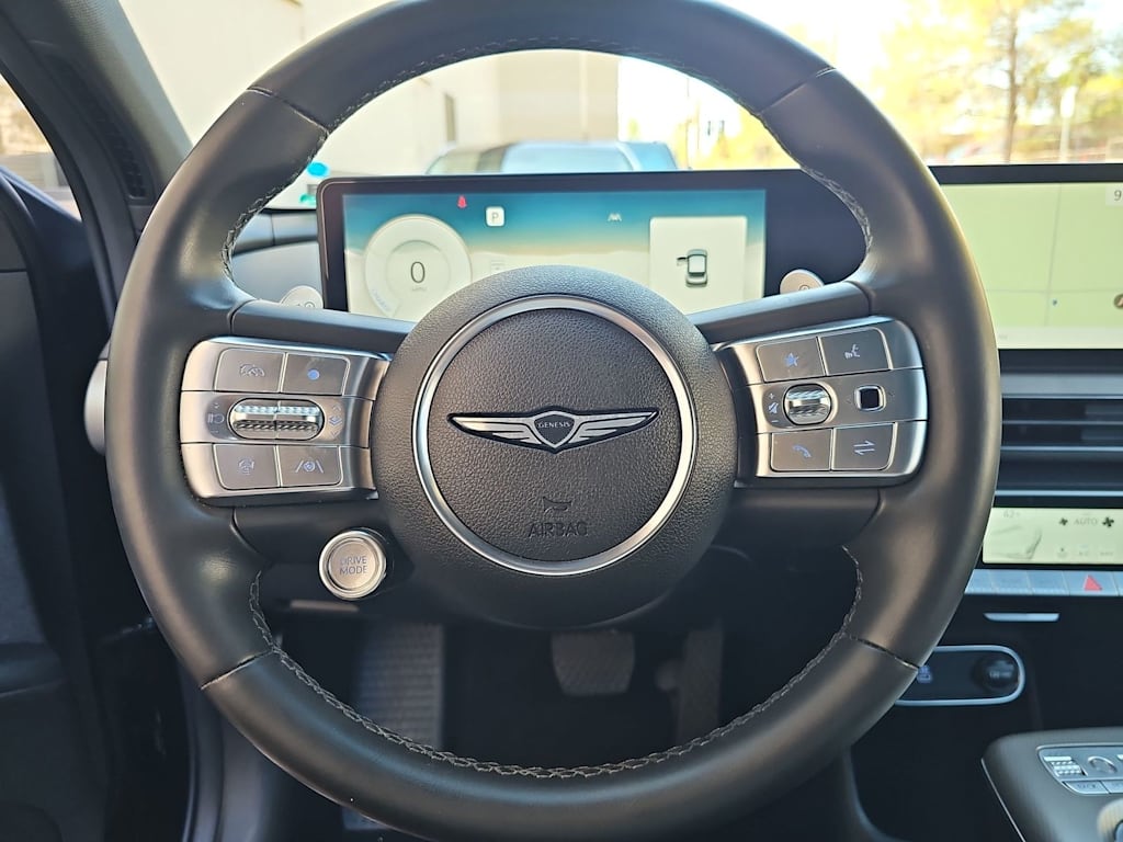 Thumbnail: 2025 Genesis GV60 - 13